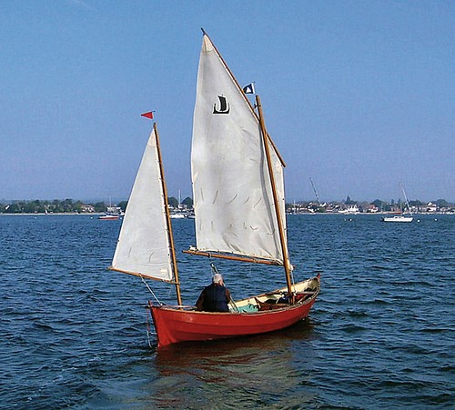 Dinghies in many disguises - gaff-rigged ©  SW